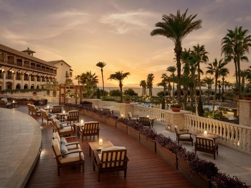 A Temple Hotel for Body and Soul: Elysium in Paphos 🏖️