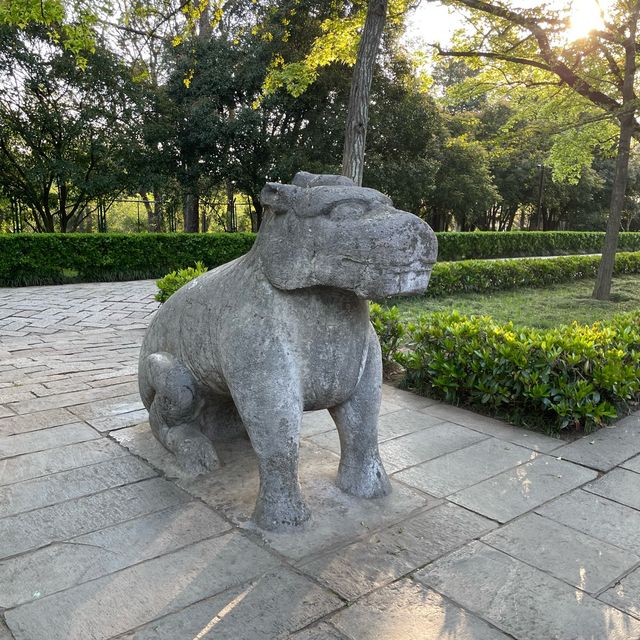 Ming Tomb 