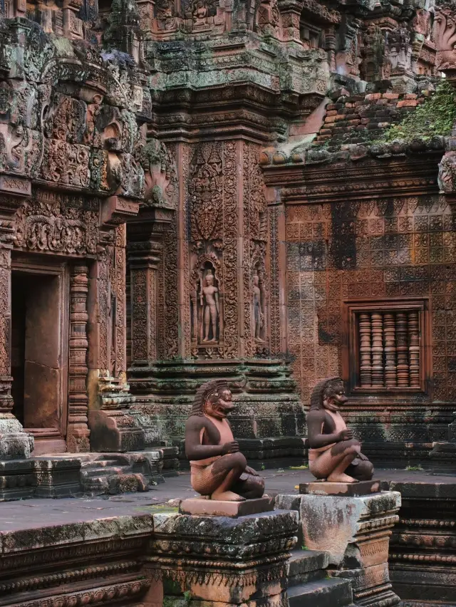 Siem Reap, Cambodia | Outer circle guide of Angkor Wat, it's really worth going!