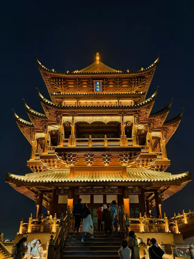 Yiwu Jiming Pavilion - an excellent place for a panoramic view