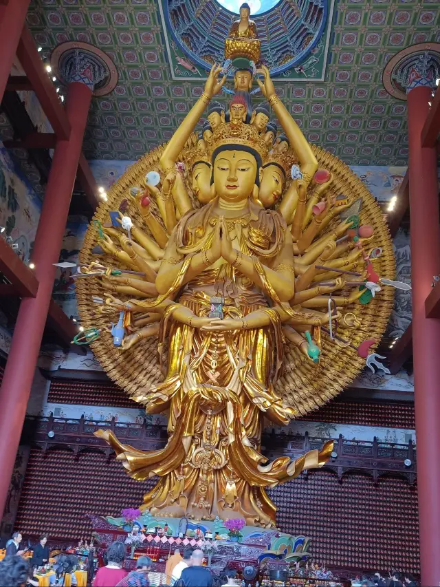 Donglin Temple in Jinshan, Shanghai | Thousand Buddha Gate, Guanyin Statue, Sudhana | Five Buddha Crown