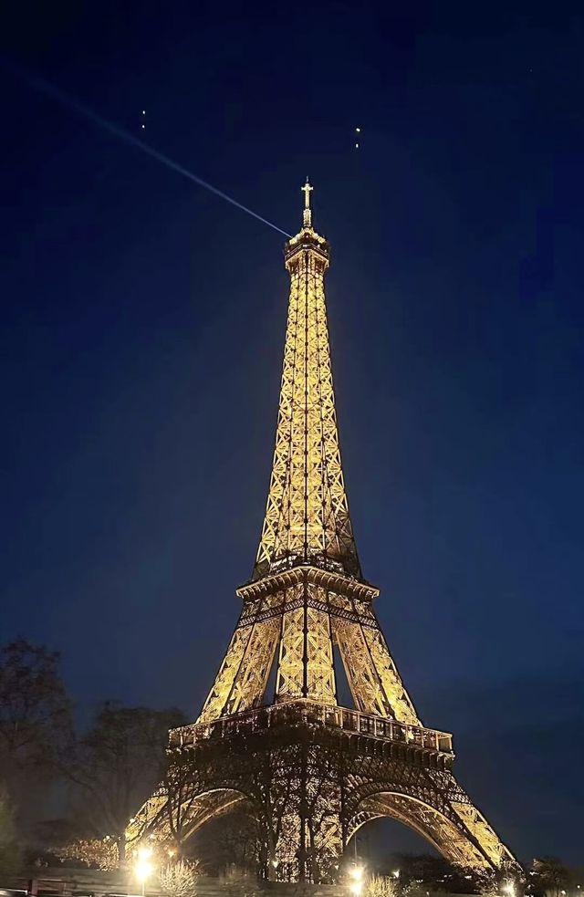 法國艾菲爾鐵塔·特別看點