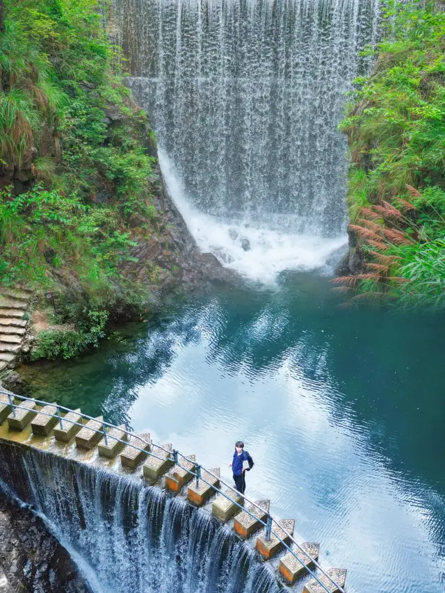 The beauty of Hangzhou's Xanadu is truly like a sapphire