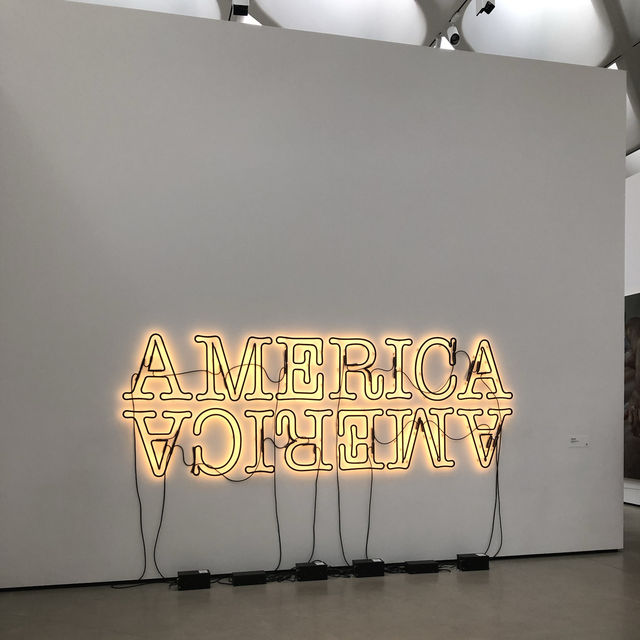 Visiting The Broad Museum in Downtown LA 🇺🇸