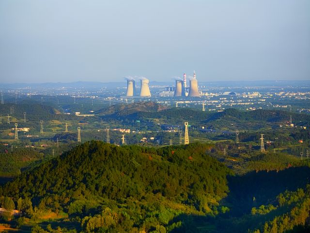 鄂豫皖三省交界的小縣城，被稱為“全國將軍第一鄉”