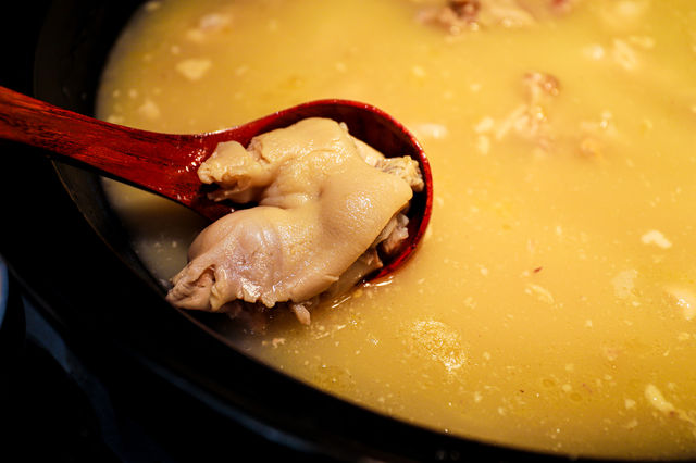 無辣不歡！咖啡CHA四川美食節。