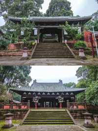 峨眉山最美湖景溫泉，還能眺望峨眉山金頂。