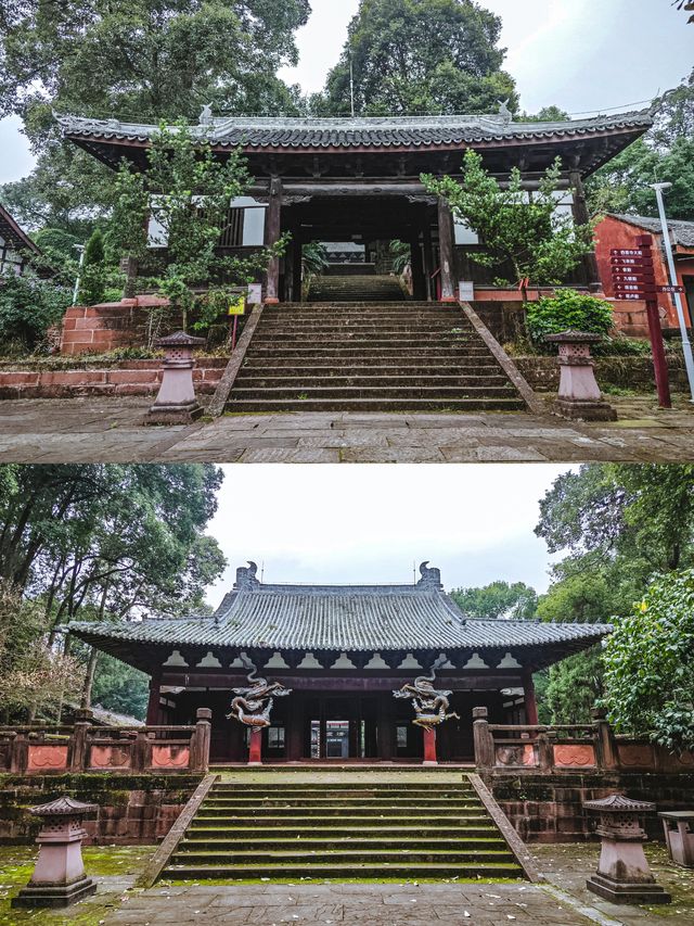 峨眉山最美湖景溫泉，還能眺望峨眉山金頂。