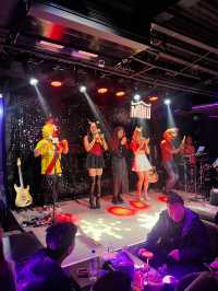 西安還是太超前了!居然在酒吧欣賞到了絕美鋼管舞!