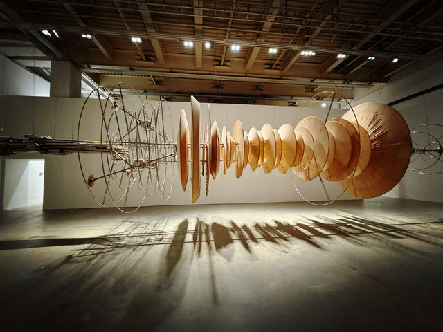 看展｜上海當代藝術博物館 「尹秀珍：刺天」