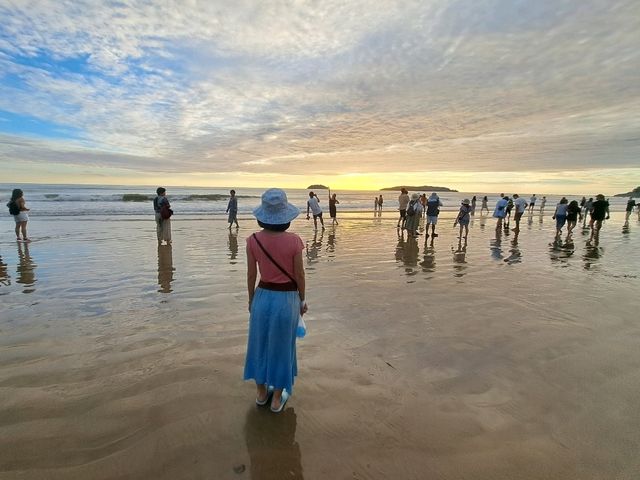 丹絨亞路海灘的夕陽