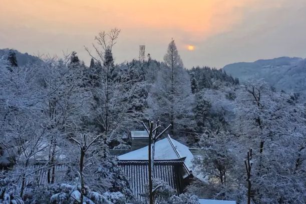 四川寶藏遛娃地！邛崃天台山雪景親子遊全攻略