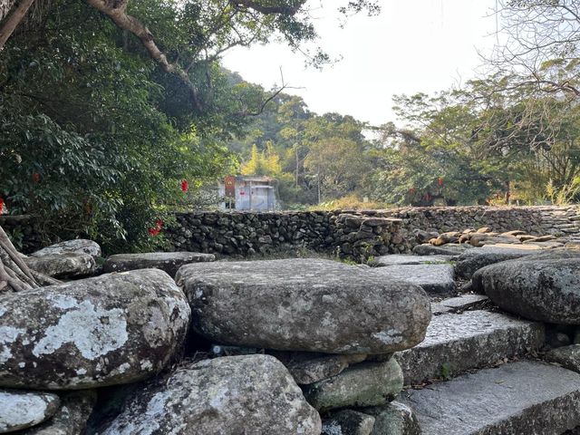 🪨廣東這個神秘古村竟用石頭造了600年