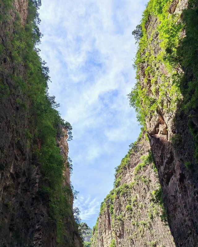 山西長治｜壯美八泉峽