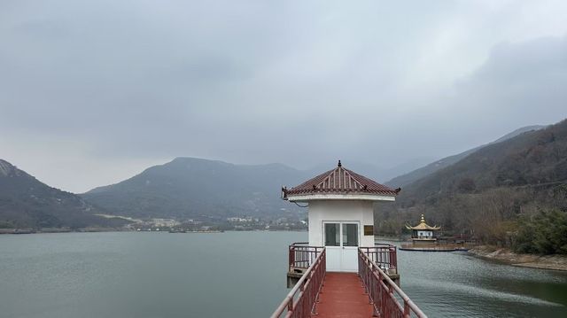 連雲港｜蘇北私藏的「人間仙境」，山海治癒力滿分的寶藏小城！