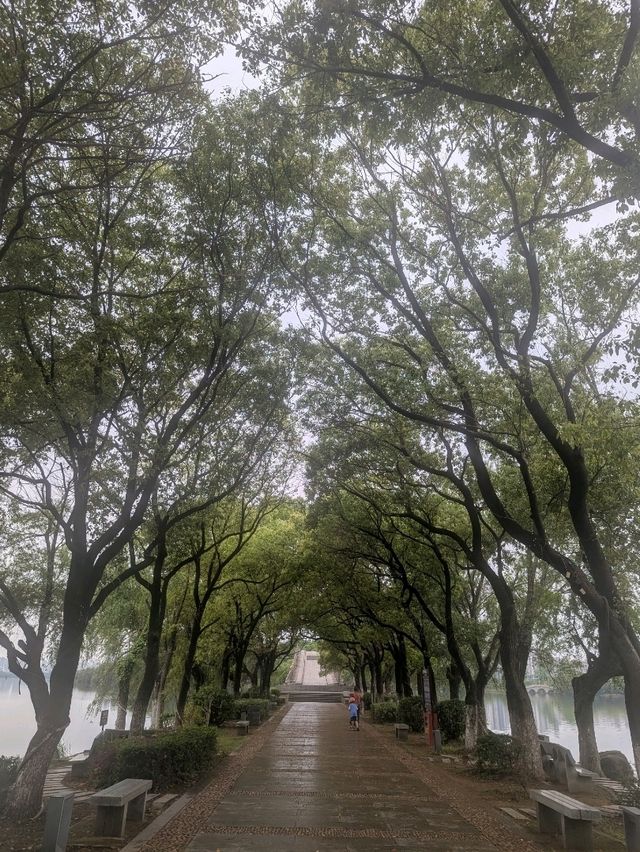 XiangHu park 