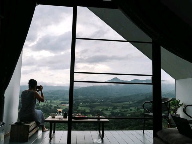 ภูลังคาร์ นอนรถบ้านขมวิว ชิลๆ จ.พะเยา
