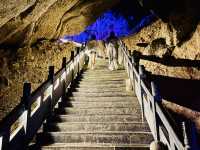 Discover Qiliang cave FengHuang Hunan