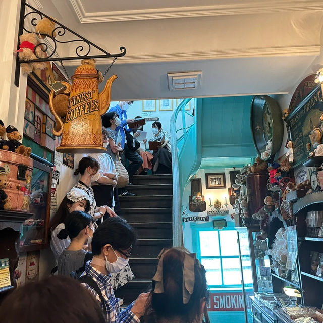 大阪穿越時空！1912年歷史建築裡嘅英式下午茶夢幻體驗🫖