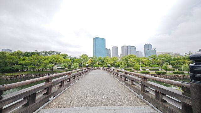 真係估唔到，落住小雨遊大阪城公園竟然咁浪漫