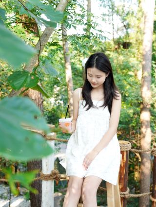 Guiyang City | A Hidden Treasure Cliffside Café in the Forest!