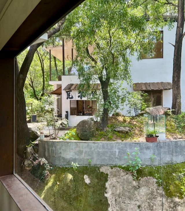 深圳南山沙河西偶遇園林瓦爾登