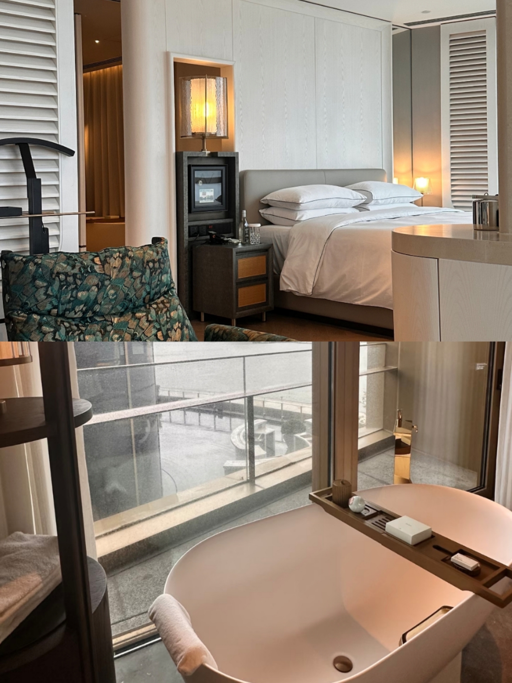 Saat Anda berkunjung ke Shanghai, menginaplah di hotel ini—sangat bagus dan terjangkau!!! 🌁 Dekorasi Suite Seagull Regency benar-benar memiliki nuansa yang unik! Biru laut segar berpadu dengan putih krem, seperti membawa seluruh pantai ke dalam ruangan 🏖️ Lampu gantung berbentuk kerang memancarkan cahaya hangat, dindingnya memiliki kaca gradasi, bahkan karpetnya bercorak gelombang. Berjalan tanpa alas kaki terasa seperti melangkah di atas pasir lembut, langsung memberikan suasana liburan～

🏘️ Suite ini memiliki ruang tamu terpisah dan balkon dengan pemandangan, serta jendela besar dari lantai ke langit-langit di kamar tidur yang menghadap ke laut biru 🌊 Lemari pakaian walk-in memisahkan area basah dan kering, dan meja rias dilengkapi lampu cermin, sempurna untuk berdandan. Kamar mandinya memiliki bathtub pijat bulat di mana Anda bisa berendam sambil menikmati matahari terbenam. Bahkan handuknya disulam dengan motif burung camar—pecinta detail pasti akan menyukainya～

🎠 Di lantai bawah terdapat pantai pribadi di mana Anda bisa berlayar dan bermain jet ski 🛥️ Kolam renang hotel bergaya infinity, berenang hingga ke tepi terasa seperti menyatu dengan lautan. Pada malam hari, ada pesta api unggun di pantai di mana Anda bisa menari di atas pasir sambil mendengarkan musik. Anak-anak bisa mencari kerang, sehingga seluruh keluarga bisa bersenang-senang～

🍽️ Restoran terletak tepat di tepi pantai. Untuk sarapan, Anda bisa memilih bubur seafood yang baru dimasak dan eggs Benedict 🍳 Untuk makan malam, lobster panggang dengan sampanye sangat direkomendasikan. Nikmati BBQ dengan angin laut, dan pelayan akan dengan senang hati membantu mengupas udang Anda. Kamar dilengkapi dengan mini bar yang menyediakan air kelapa dan buah lokal gratis, sempurna untuk camilan kapan saja～

💰 Suite Seagull berharga sekitar 2000 HKD per malam per orang, termasuk sarapan untuk dua orang dan tiket aktivitas pantai 💸 Menginap dua malam berturut-turut mendapatkan diskon 10%, dan pesan seminggu sebelumnya untuk mendapatkan spa pasangan gratis. Dibandingkan dengan kamar dengan pemandangan laut lainnya di area ini, fasilitas ini benar-benar sepadan, dengan nilai yang sangat baik～

💗 Jangan lupa untuk meminta kamar dengan pemandangan laut di lantai atas untuk pemandangan yang lebih luas 🌅 Balkon dilengkapi dengan kursi santai rotan, sempurna untuk menikmati matahari terbit di pagi hari. Sebelum check-out, Anda bisa mengambil souvenir garam laut buatan hotel untuk membawa rasa laut ke rumah. Orang tua dengan anak-anak bisa meminjam alat menggali pasir anak-anak di meja resepsionis～