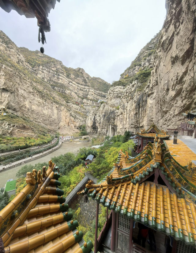 千年古寺懸空奇觀