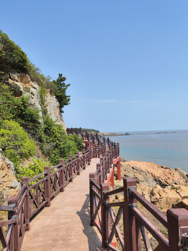 來一場說走就走的岱山小旅行！呢度真係超級適合影相放空，號稱東海蓬萊嘅奇妙風光絕對令你驚艷景點