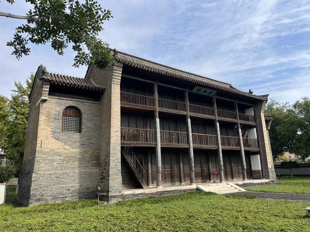 打卡定州貢院帶熊孩子提前感受高考氛圍 打卡定州貢院帶熊孩子提前感受高考氛圍