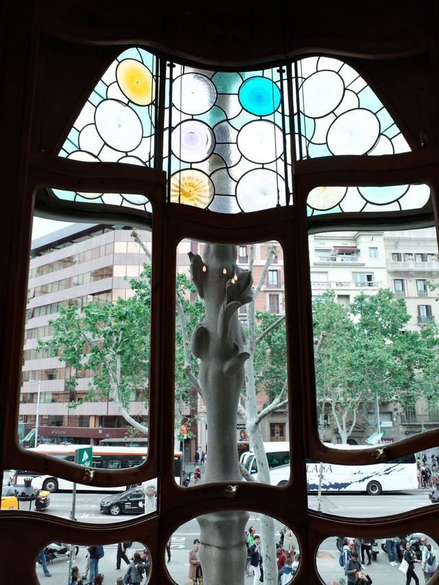 巴特羅之家🏠一場建築之美的盛宴🇪🇸 巴特羅之家🏠一場建築之美的盛宴🇪🇸