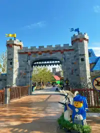 11.19樂高現狀....兩個小女生已崩潰