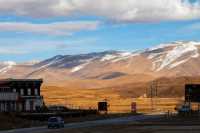 歡迎來塔公草原遊玩