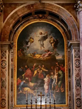 Miss it and you'll have to wait another 25 years! A complete guide to St. Peter's Basilica during the Holy Year.