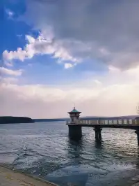 淨月潭也太美了吧！！