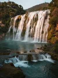 貴州秋季避暑黃果樹親子遊!懸崖民宿+刺激玩法