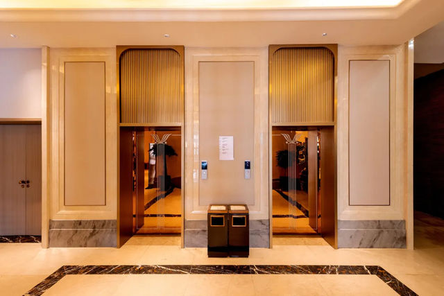 維也納酒店實測|中端酒店的“輕五星”舒適感,出差旅行閉眼衝 維也納酒店實測|中端酒店的“輕五星”舒適感,出差旅行閉眼衝