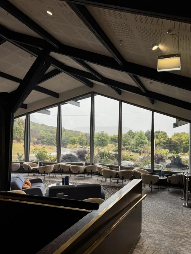 雪山下的隱士居所|The Hermitage Hotel 雪山下的隱士居所|The Hermitage Hotel