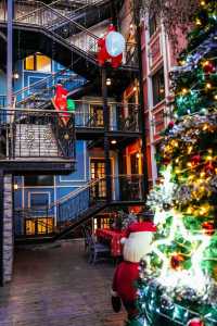 哈爾濱的冬日童話開篇了，這次入住的中央大街大公館1903酒店直接讓我穿越回沙俄時代！百年電梯叮咚