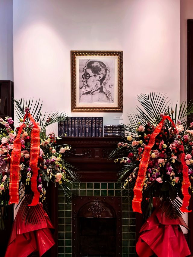 在文學殿堂裡感受巴金輝煌的一生。