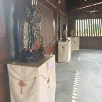 珍石展覽！大雄殿，觀音殿，藥師佛殿環立！氣象千字萬宙！