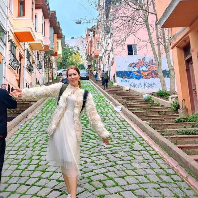 𝑩𝒂𝒍𝒂𝒕 :: ย่านชุมชนหลากสีสันใจกลางอิสตันบูล