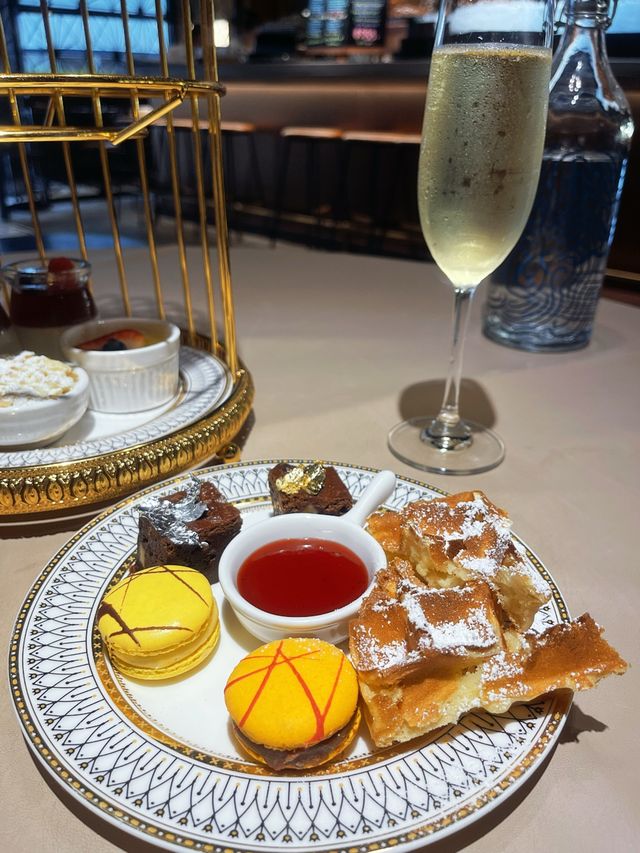 浪漫情調🌹高質三層架tea set下午茶🥂🍰無可挑剔🤩  🦪Feast Oyster Bar  