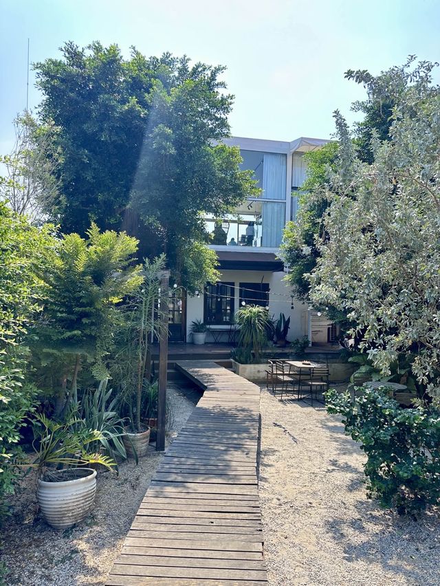 มา-หา-รัก คาเฟ่ Chill out cafe & Bar เกาะล้าน