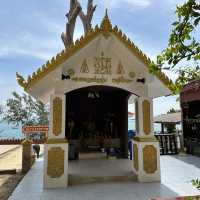 พระอุโบสถสีแดงแห่งเดียวบนเกาะสมุย 7
