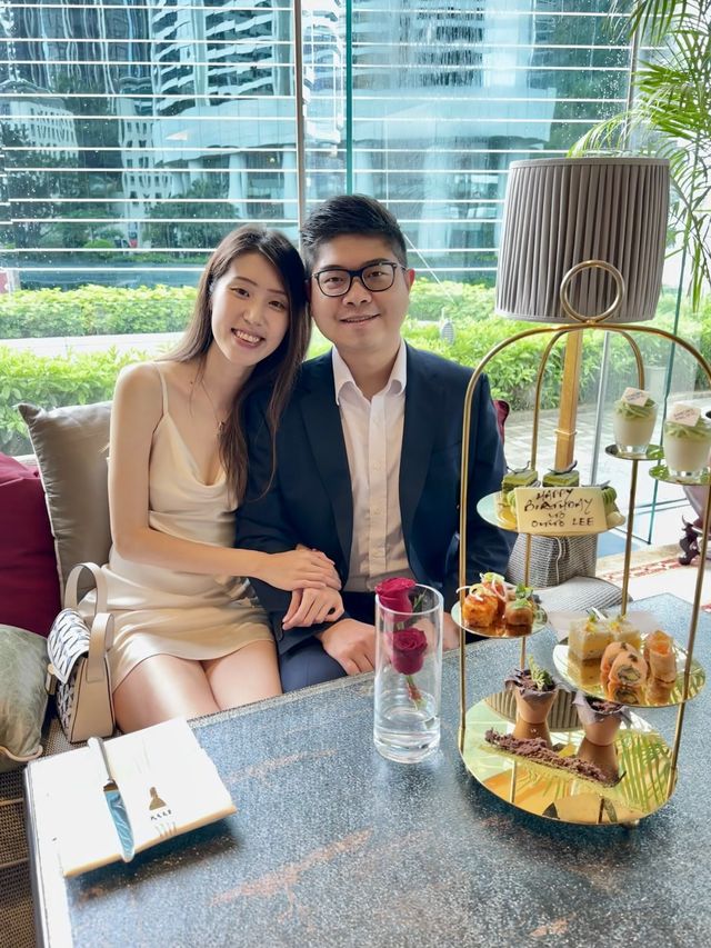在Conrad Hotel香港港麗酒店為男朋友慶祝生日🎂