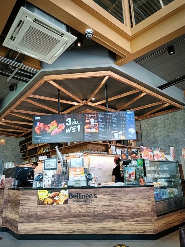 Bellinee's Bake & Brew @สกลนคร