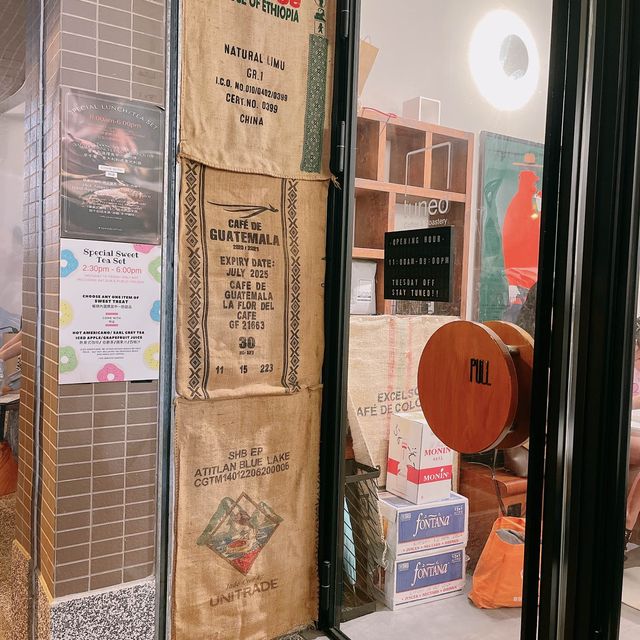 「Tuned Coffee & Roastery」旺角：舒適環境，優質精緻美食