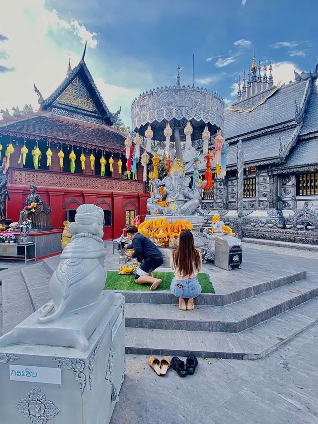 กราบไหว้สิ่งศักดิ์สิทธิ์ | วัดศรีสุพรรณ | เชียงใหม่