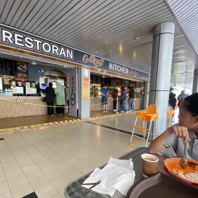 Restaurant MEGAT Kitchen 